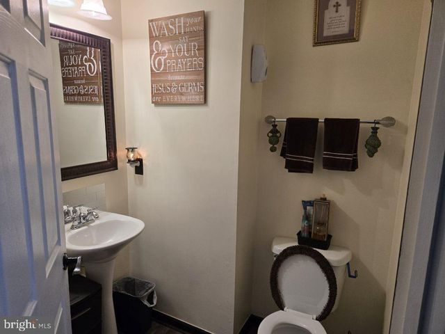 250 E BRAEBURN DR, Smyrna, DE 19977