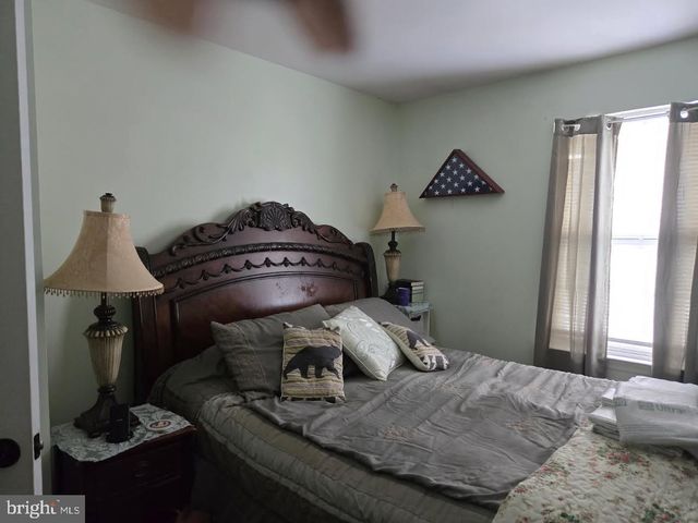 250 E BRAEBURN DR, Smyrna, DE 19977