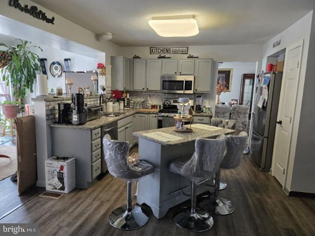 250 E BRAEBURN DR, Smyrna, DE 19977