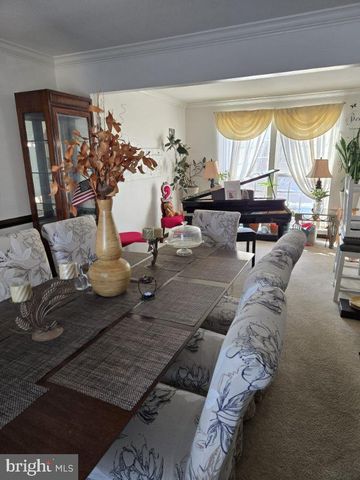 250 E BRAEBURN DR, Smyrna, DE 19977