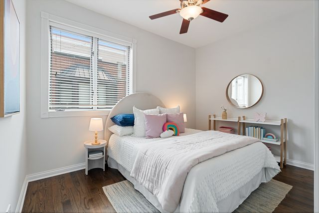 2009 N Hoyne Avenue, Chicago, IL 60647