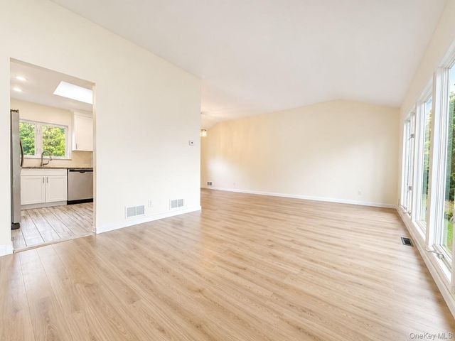3 Soundview Street, New Rochelle, NY 10805