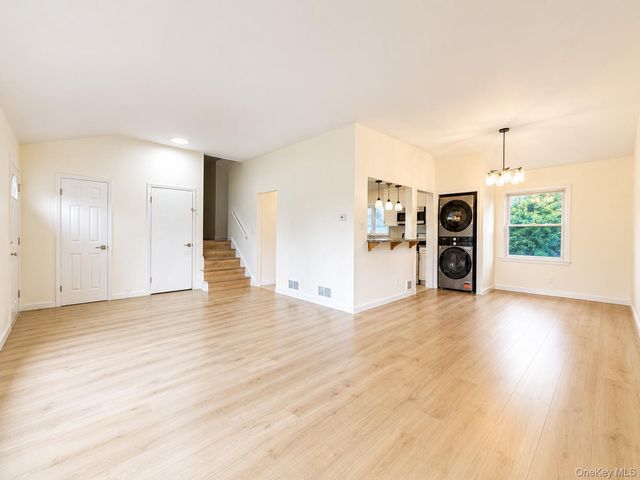 3 Soundview Street, New Rochelle, NY 10805