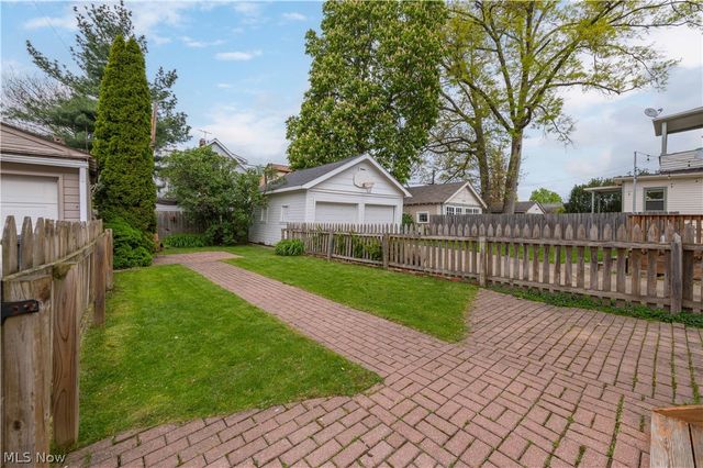 1314 Belle Avenue, Lakewood, OH 44107