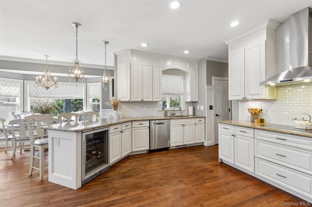 51 Savanna Circle, Mount Sinai, NY 11766