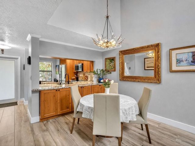 240 City View Drive 240, Fort Lauderdale, FL 33311