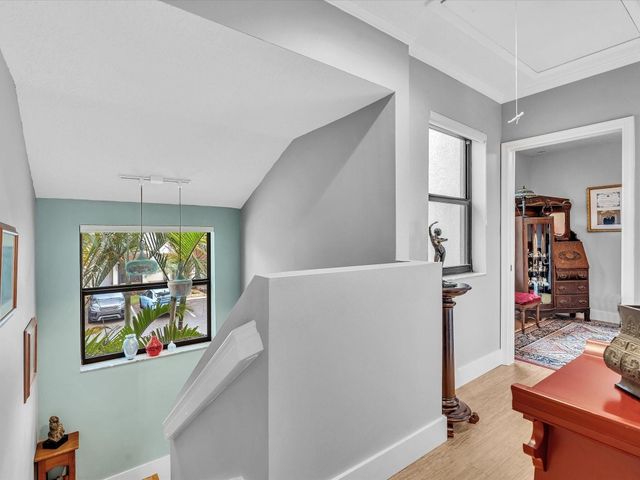 240 City View Drive 240, Fort Lauderdale, FL 33311