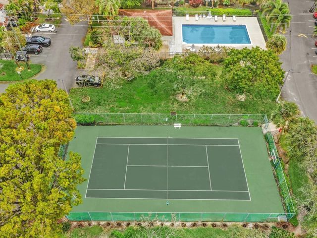 240 City View Drive 240, Fort Lauderdale, FL 33311