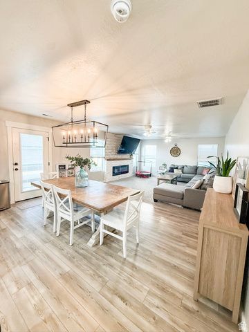 3498 W OAK CREST DR, Lehi, UT 84043
