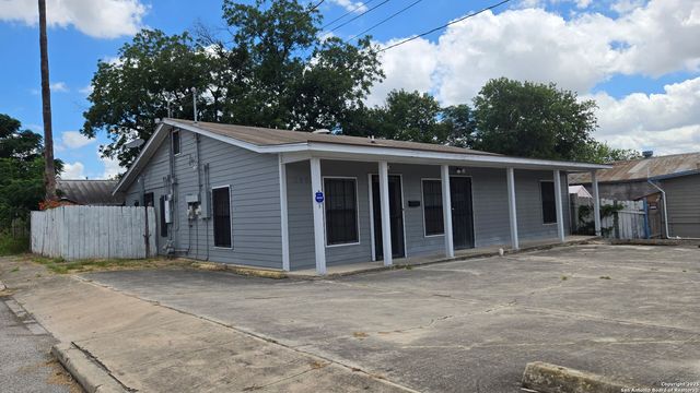 2903 E Houston, San Antonio, TX 78202