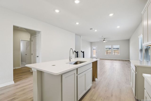 2915 Junction Bay, Converse, TX 78109