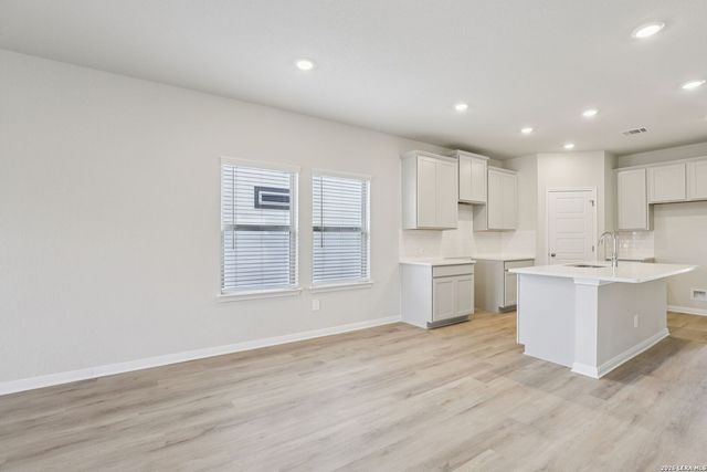 2915 Junction Bay, Converse, TX 78109