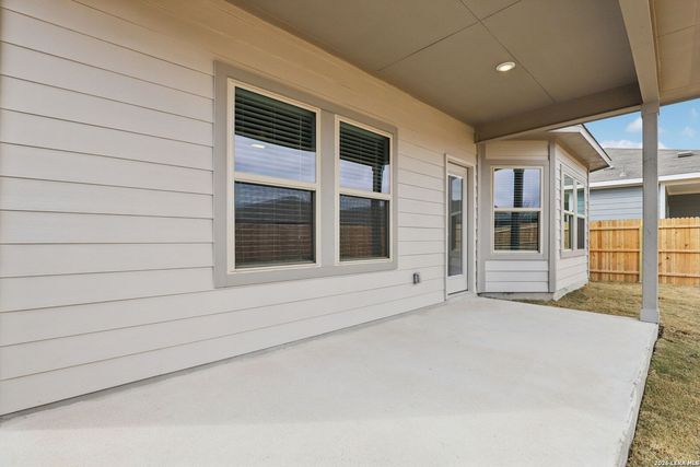 2915 Junction Bay, Converse, TX 78109