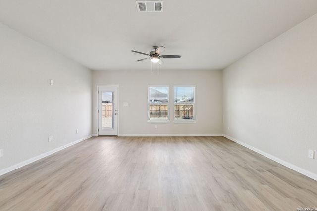 2915 Junction Bay, Converse, TX 78109