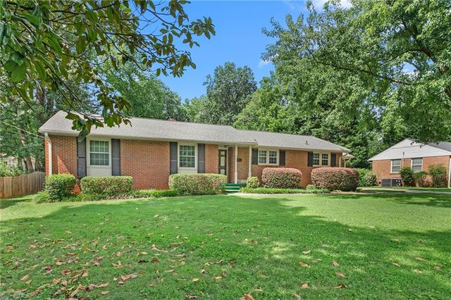 6304 Roblyn Road, Greensboro, NC 27410