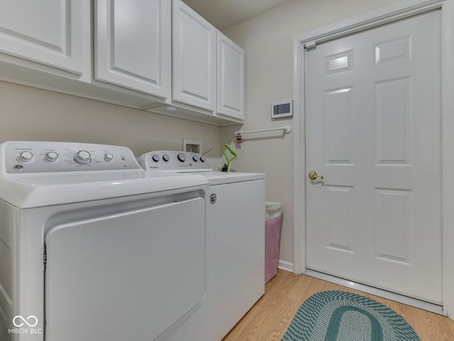1037 Laurelwood Lane, Greenwood, IN 46142