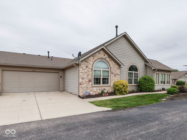 1037 Laurelwood Lane, Greenwood, IN 46142