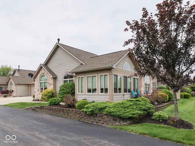 1037 Laurelwood Lane, Greenwood, IN 46142