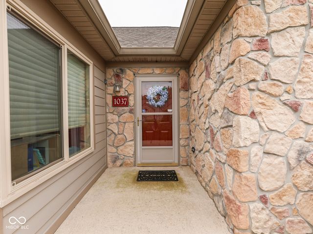 1037 Laurelwood Lane, Greenwood, IN 46142