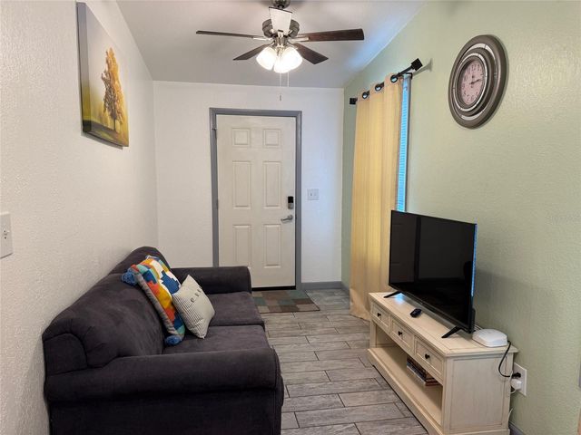 907 N WABASH AVE, Lakeland, FL 33815