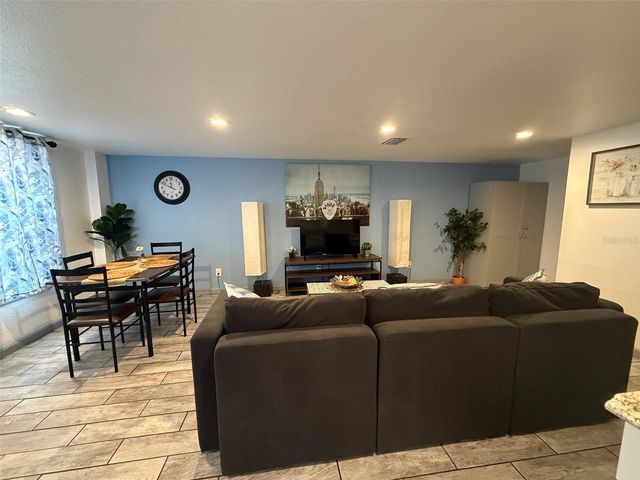 907 N WABASH AVE, Lakeland, FL 33815