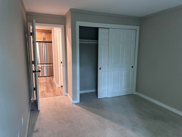 30 Wolf Rd Unit 612, Lebanon, NH 03766