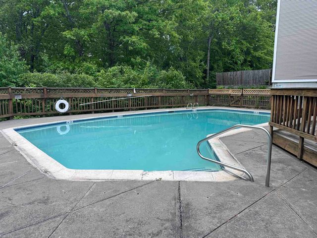 30 Wolf Rd Unit 612, Lebanon, NH 03766