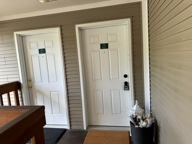 30 Wolf Rd Unit 612, Lebanon, NH 03766