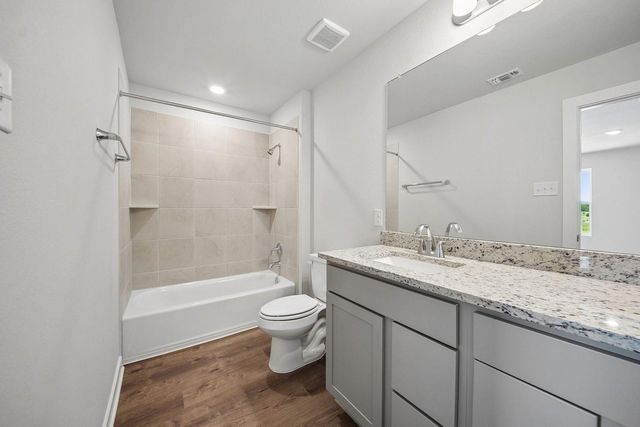 156 Hornet ST, Elgin, TX 78621