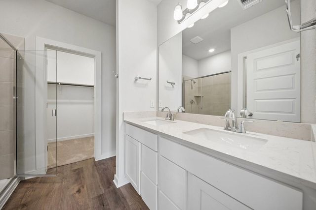 156 Hornet ST, Elgin, TX 78621