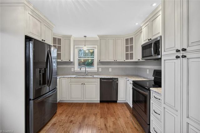 3578 Tanglebrook Trail, Clemmons, NC 27012