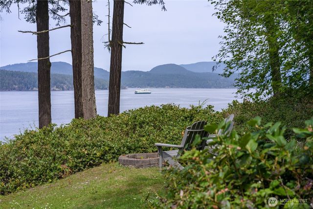 127 Sand Cove Lane, Lopez Island, WA 98261