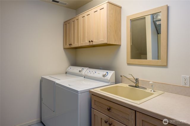 127 Sand Cove Lane, Lopez Island, WA 98261