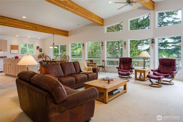 127 Sand Cove Lane, Lopez Island, WA 98261