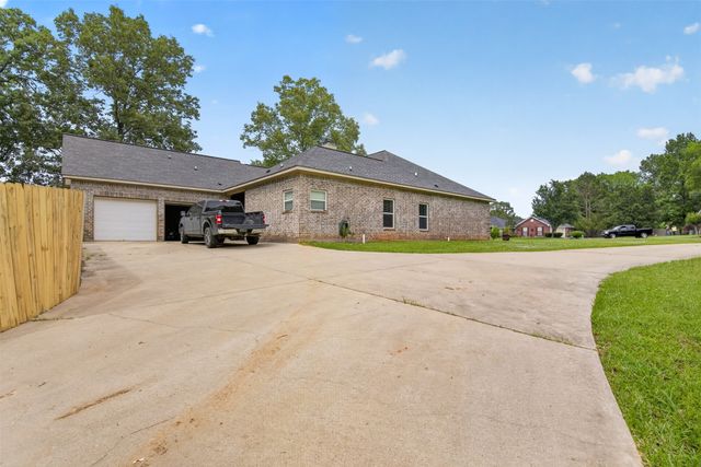 544 Sandpiper Lane, Stonewall, LA 71078