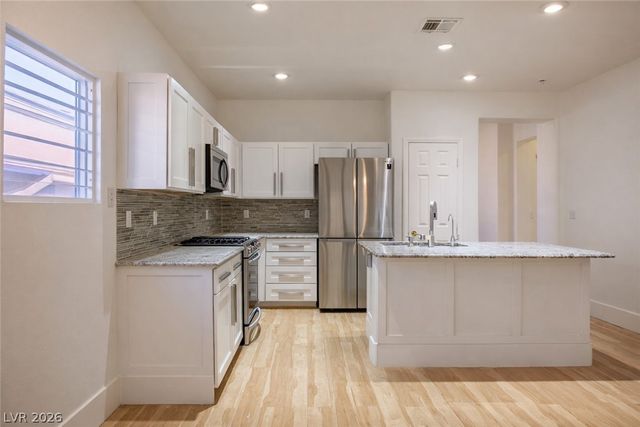 601 Bear Grass Street, Las Vegas, NV 89144