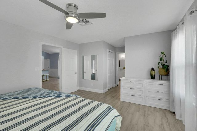 1176 Staghorn Street, Wellington, FL 33414