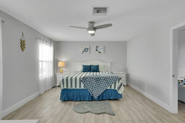 1176 Staghorn Street, Wellington, FL 33414