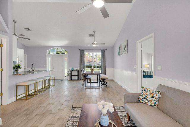 1176 Staghorn Street, Wellington, FL 33414