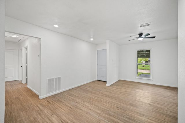 12939 Segrest Drive, Houston, TX 77047