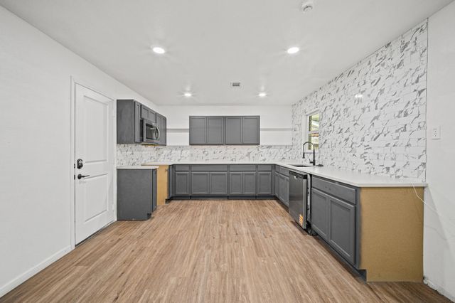 12939 Segrest Drive, Houston, TX 77047