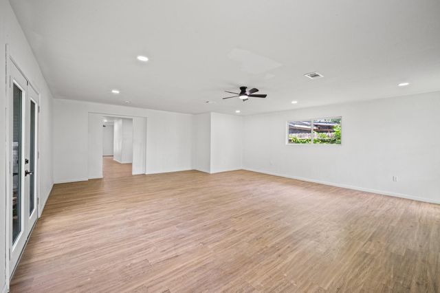 12939 Segrest Drive, Houston, TX 77047