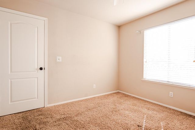 7556 N Trellis Circle, Fresno, CA 93720