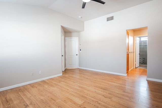 7556 N Trellis Circle, Fresno, CA 93720