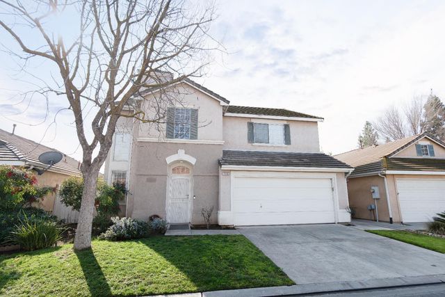 7556 N Trellis Circle, Fresno, CA 93720