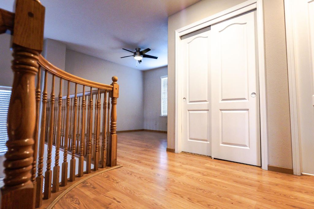 Image 16 of property listing at 7556 N Trellis Circle, Fresno, CA 93720