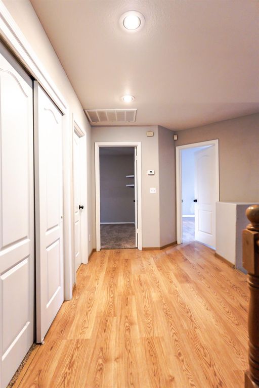 Image 19 of property listing at 7556 N Trellis Circle, Fresno, CA 93720