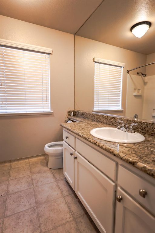 Image 20 of property listing at 7556 N Trellis Circle, Fresno, CA 93720