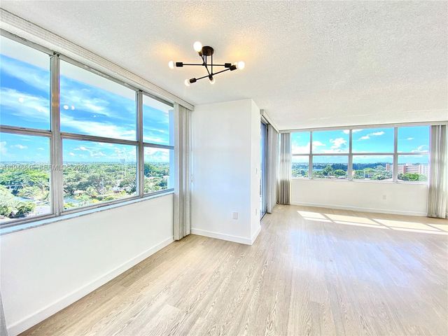 1200 NE Miami Gardens Dr 1020W, Miami, FL 33179