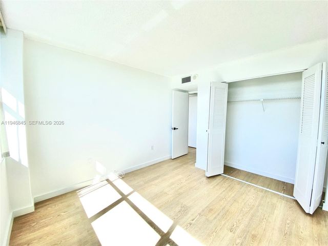 1200 NE Miami Gardens Dr 1020W, Miami, FL 33179